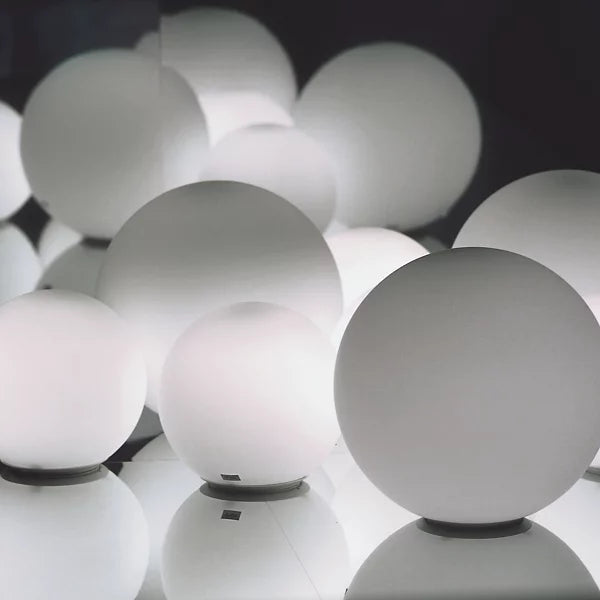 dioscuri table lamp by michele de lucchi for artemide