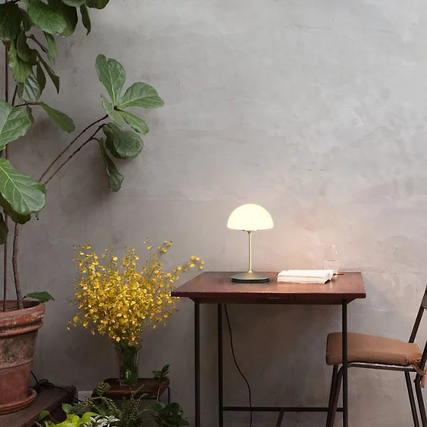 pensee led table lamp by chen chao cheng for seed design 1